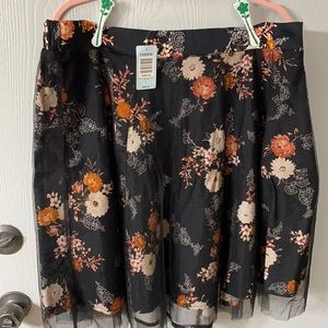 Torrid size 2 skater skirt
